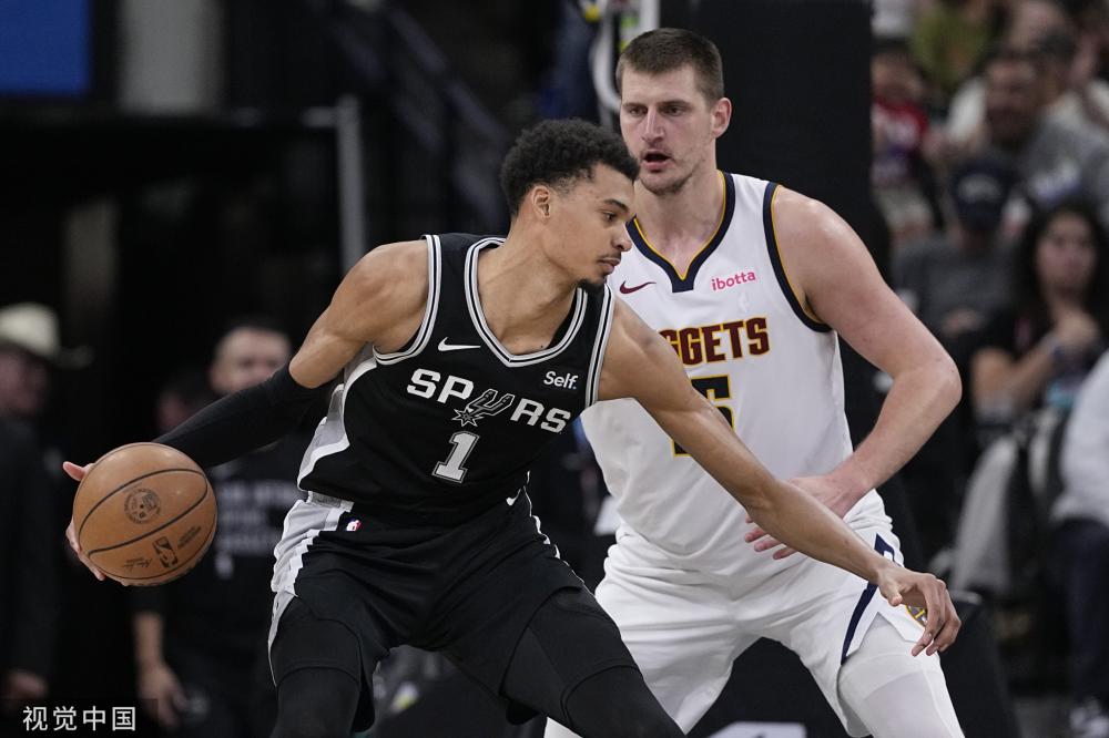 攻防两端均 攻防两端均