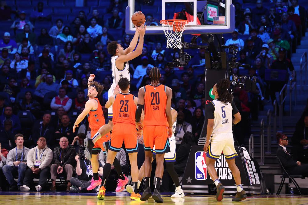 面对一部以 面对一部以